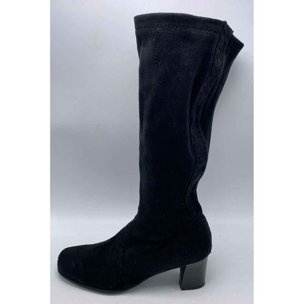 Boots Womans 8.5 M Faux Leather Block Heel Black Vegan Barbie Old Money Read